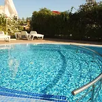 Menada Belle View Apartmán *