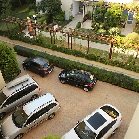 Menada Belle View